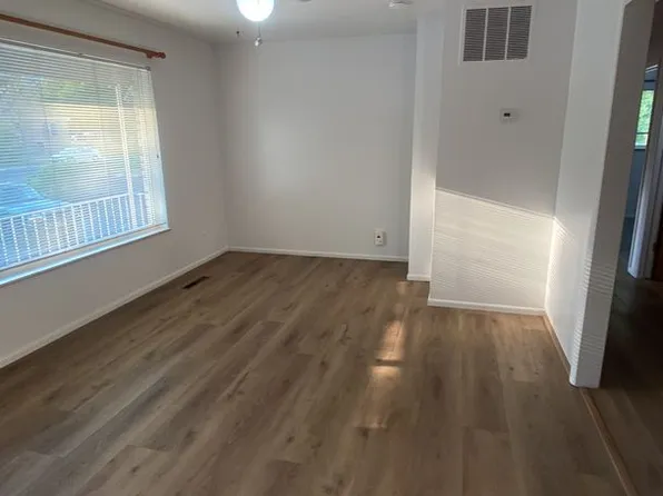 525 Brookside Pl #4, Logan, UT 84321