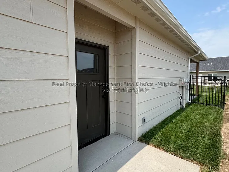 12500 Northstar — Photo 2