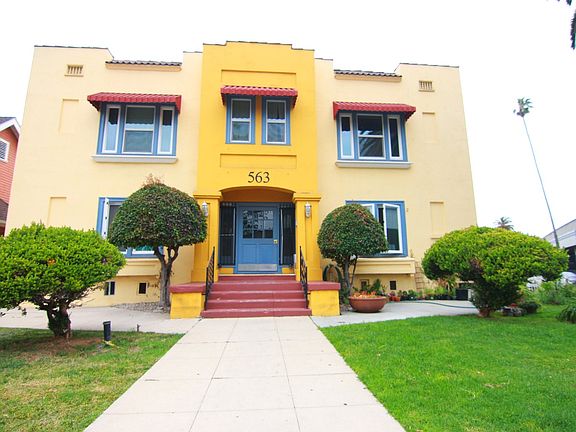 3rd image of 563 N Heliotrope Dr APT 101