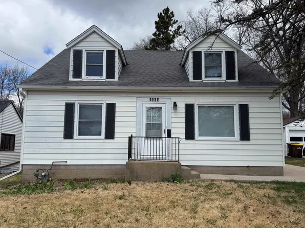 1508 Rural St, Rockford, IL 61107