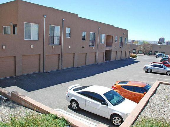 3rd image of 1101 Martin Luther King Ave NE #11