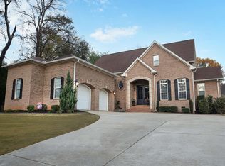 251 Isbell Dr, Muscle Shoals, AL 35661