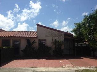 9842 SW 2nd St #B, Miami, FL 33174