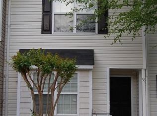 36 Ledgerstone Ln, Greensboro, NC 27407