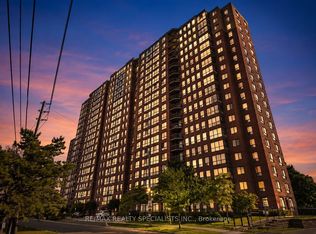 330 McCowan Rd #311, Toronto, ON M1J 3N3