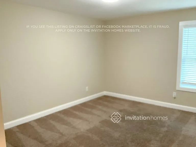 310 Valley View Dr — Photo 8