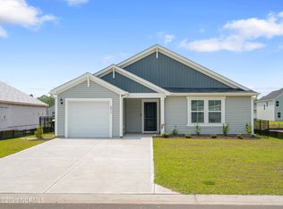4815 Abbington Oaks Way SE, Southport, NC 28461