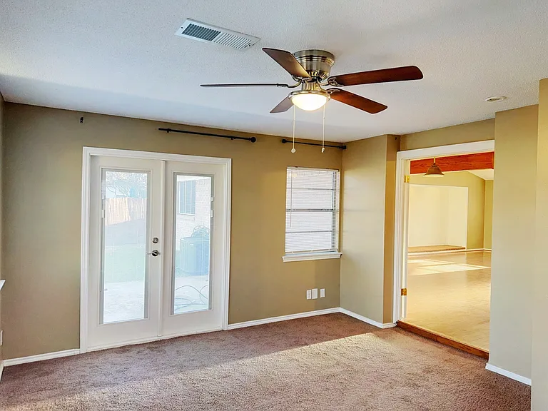 2837 Lowell Dr — Photo 21
