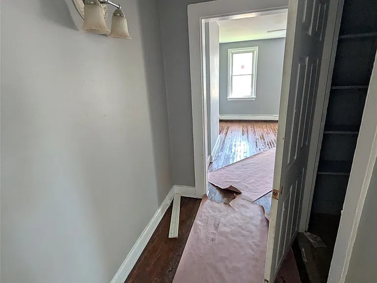 10 Norris St — Photo 8