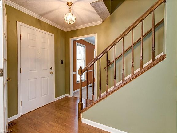 5th image of 5707 Wrenwood Dr