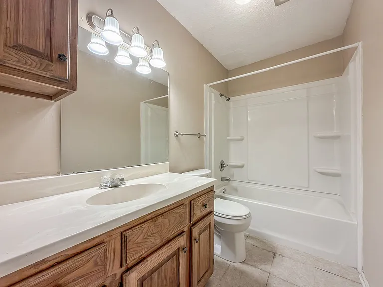 501 May Ave #1 — Photo 10