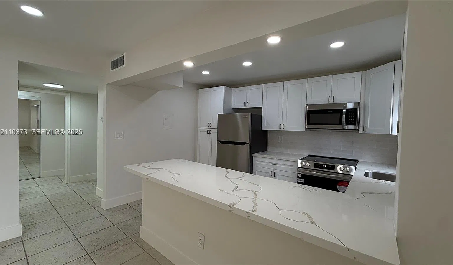 Kings Creek So Condo — Photo 1