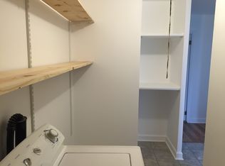 665 Ridgefield Rd, Newark, OH 43055