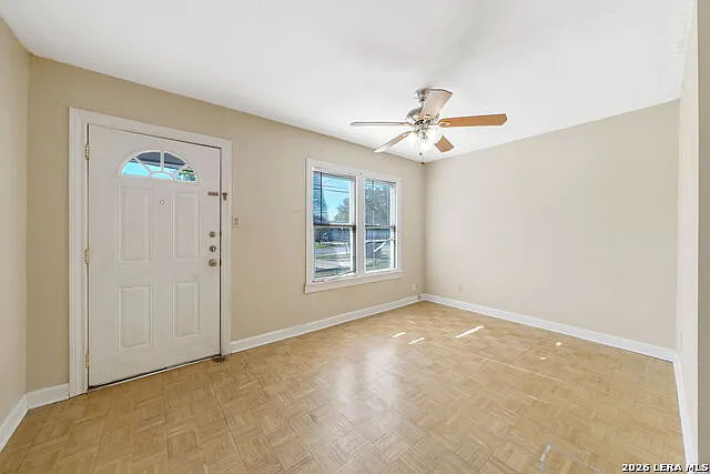 1 bed, 1.0 bath, 1240 sqft, $850 — Photo 4