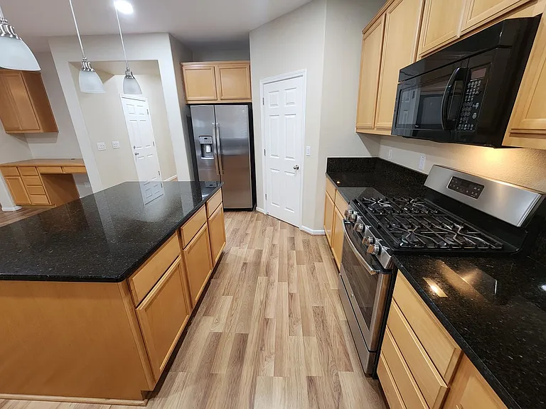 936 Haycastle Ct — Photo 14