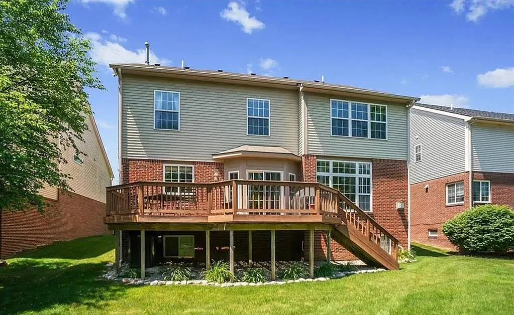 Building Photo - 16544 Mulberry Way
