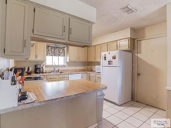 5th image of 247 Rancho Viejo Blvd