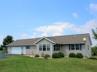 12522 Sand Rd, Fulton, IL 61252