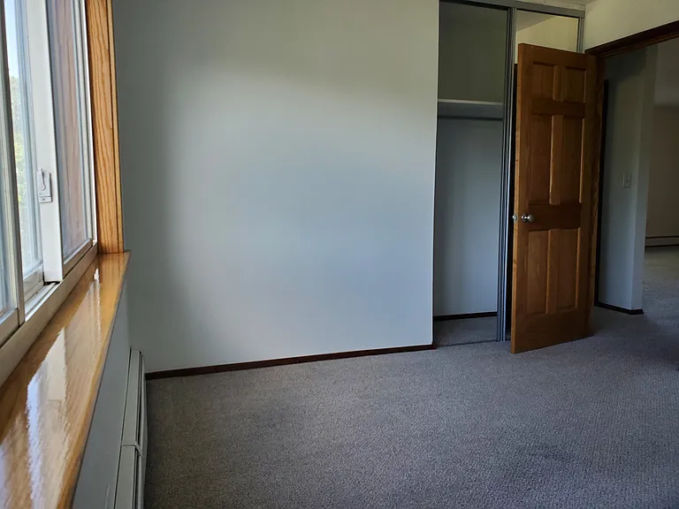 207 N Main St — Photo 11