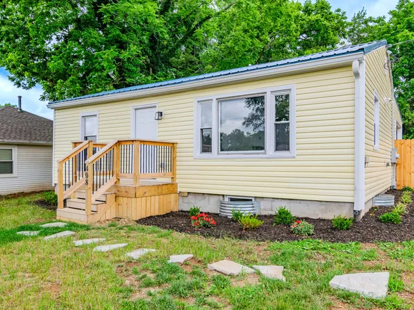 408 Elm Street Hts, Versailles, KY 40383