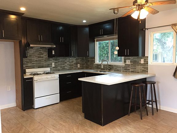 2nd image of 305 E Haven Ave