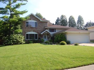 9017 147th St, Orland Park, IL 60462