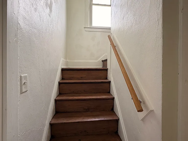 2431 Prast Blvd — Photo 11