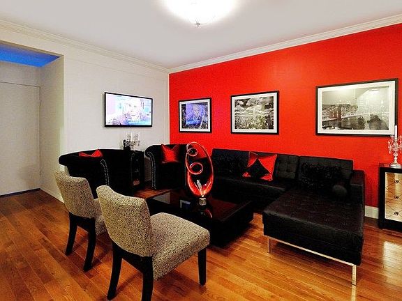 3rd image of 204 E 58th St #Townhouse