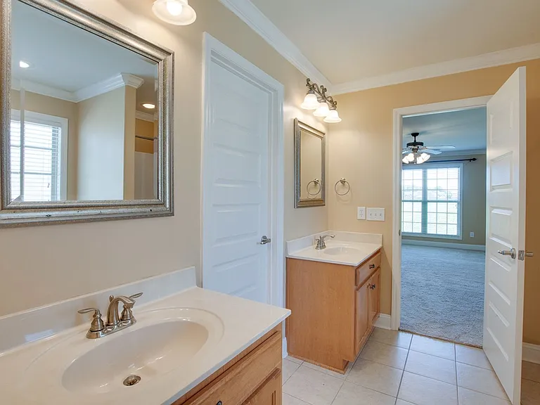 120 Lexi Ln — Photo 11