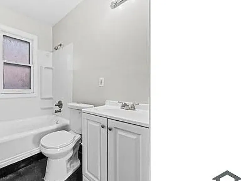 5415 Hamilton Ave — Photo 9