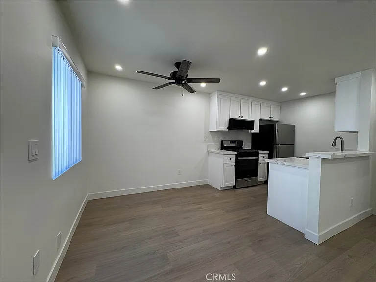 1661 W 158th St #103 — Photo 11