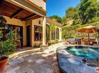 21114 Lighthill Dr, Topanga, CA 90290