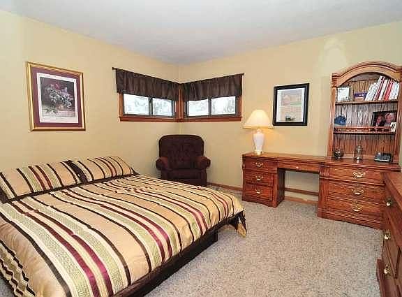 5th image of 2787 S Amor Dr