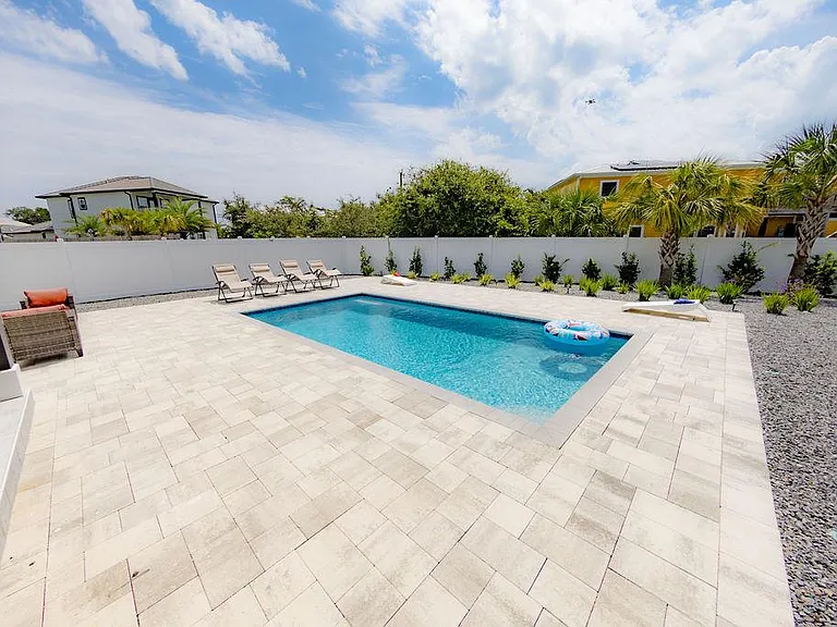 612 W Gulf Blvd — Photo 41