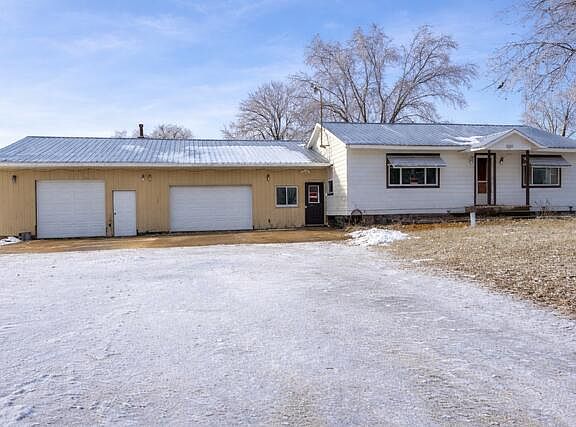 2nd image of 11285 Northland Dr