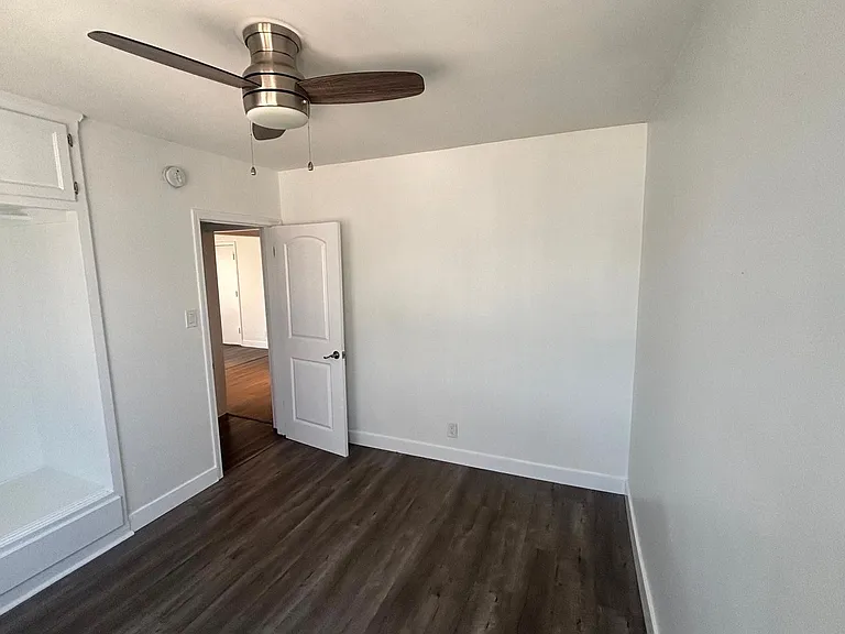 5623-5633 W Venice Blvd — Photo 30