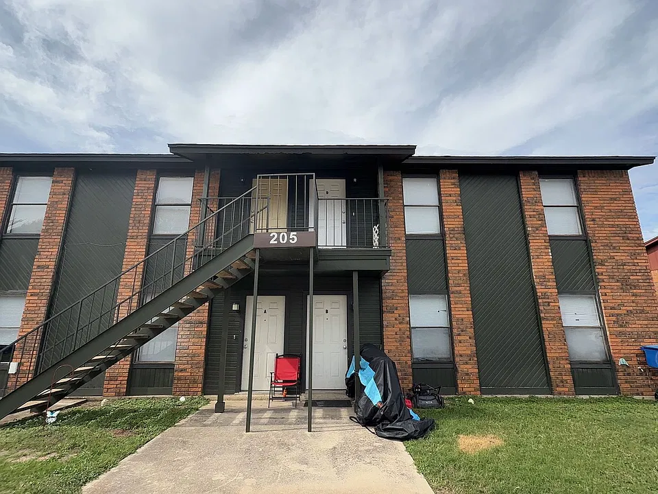 205 Erby Ave