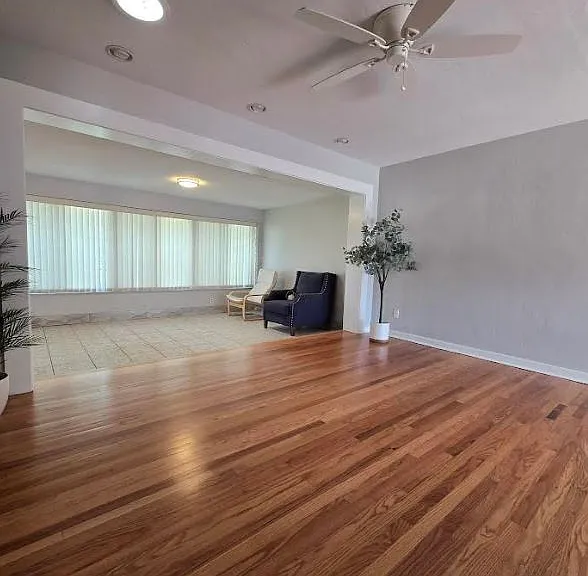 265 Mateo Way NE #1 — Photo 4