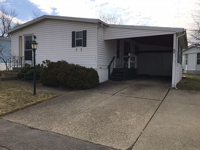 1st image of 9 Stoneridge Dr