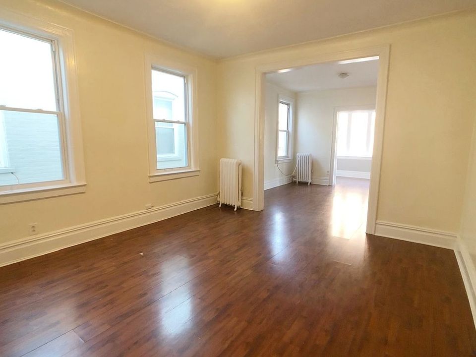 1st image of 28-30 37th St #2T
