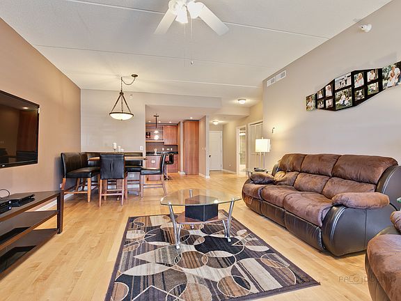 5th image of 940 Augusta Way APT 114