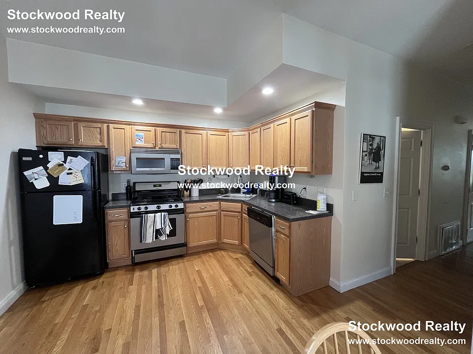 16 Gates St #1