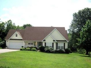 216 Dorey Ave, McMinnville, TN 37110