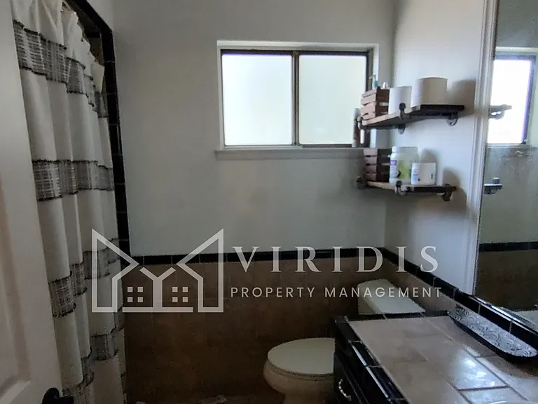 13408 Warrenton Ave — Photo 11