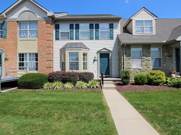 409 Cobblestone Ln, Lancaster, PA 17601