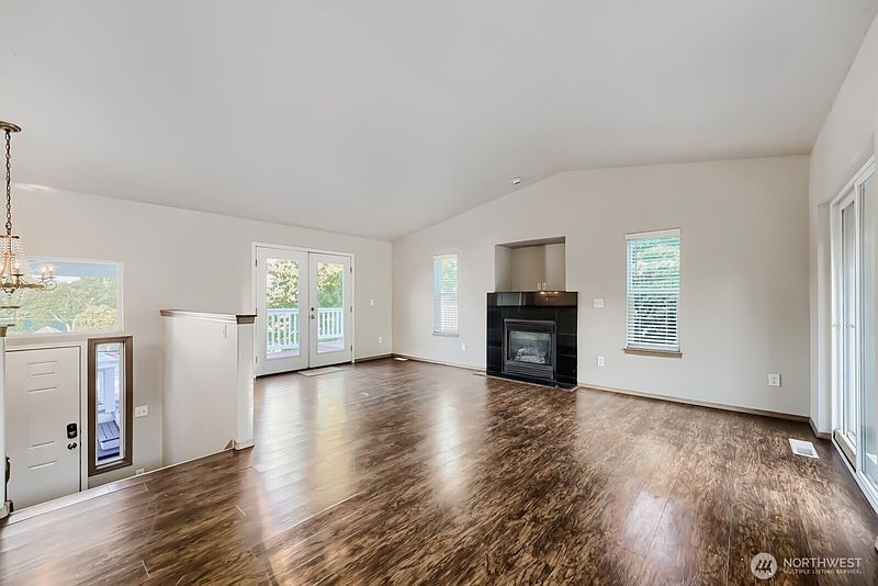 5th image of 1312 Browns Point Boulevard
