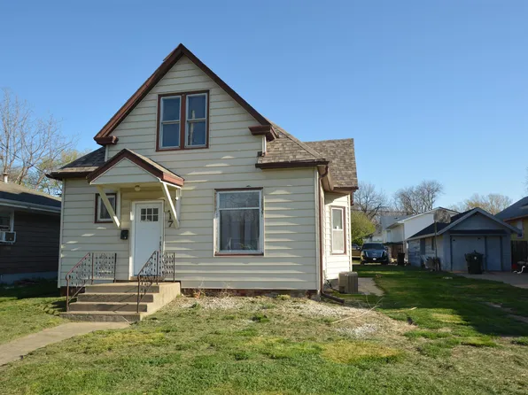 1217 27th St, Sioux City, IA 51104