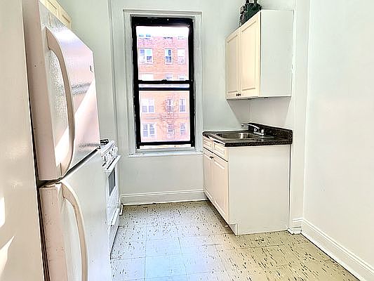 2nd image of 731 W 183rd St #2H