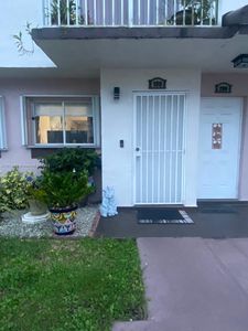 1000 SW 104th Ct APT D108, Miami, FL, 33174