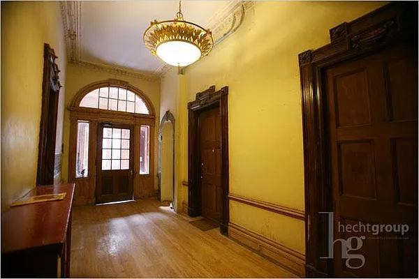 Rented by Hecht Group | media 2